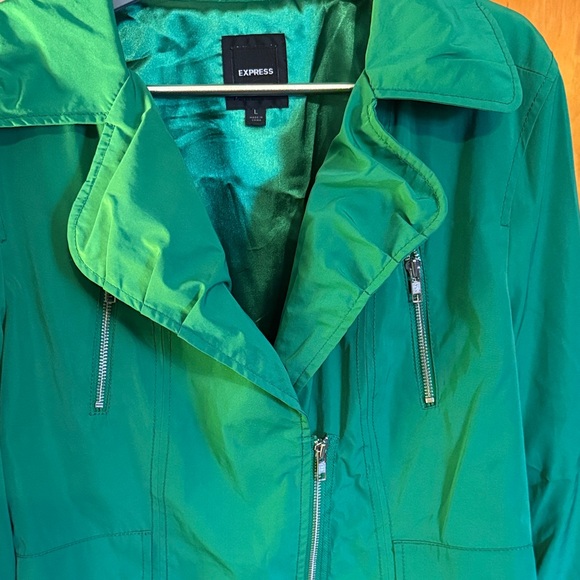 Express Women's Green Utility Jacket. Size L. Like new - Picture 3 of 3